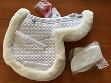 Mattes Correction Hunter Saddle Pad Sheepskin with Shims - 17" WHITE