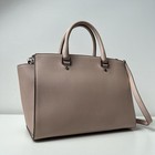 Foto 18 di 24