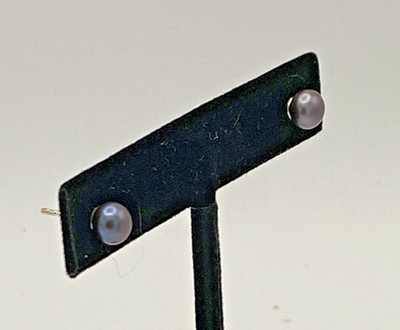 Kit Heath Sterling Silver Signed Gray Freshwater Pearl Stud Earrings NWT