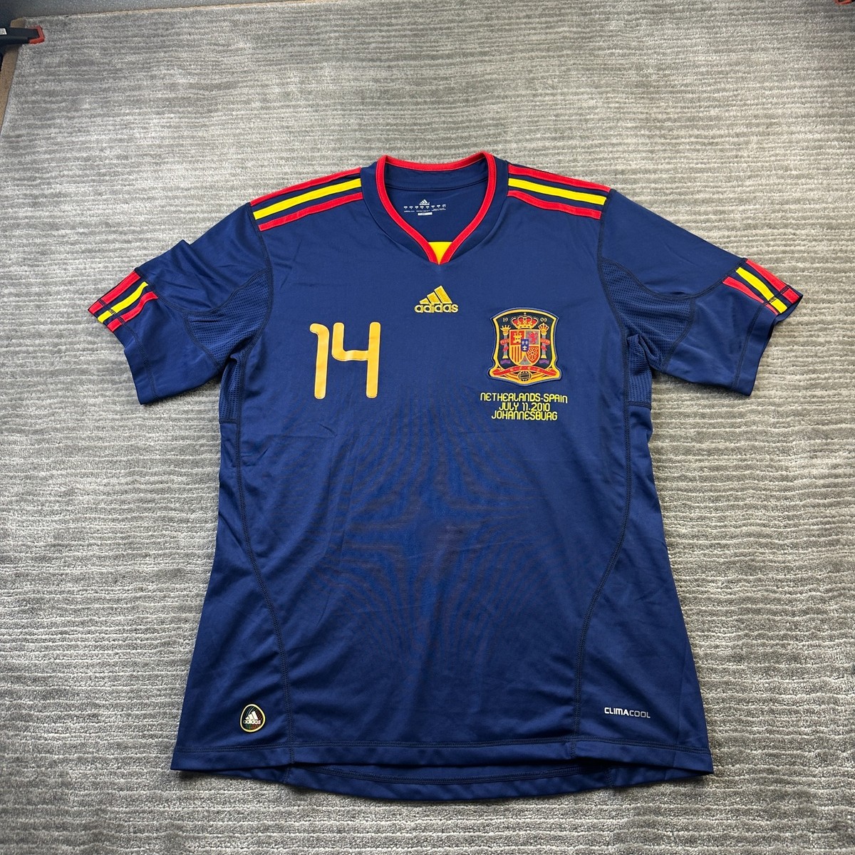 Xabi Alonso Spain Jersey Mens Medium 2010 2011 Away Football