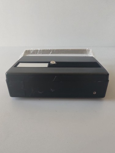 Hitachi WH-837E 3 band 8 transistor radio model - Picture 5 of 10