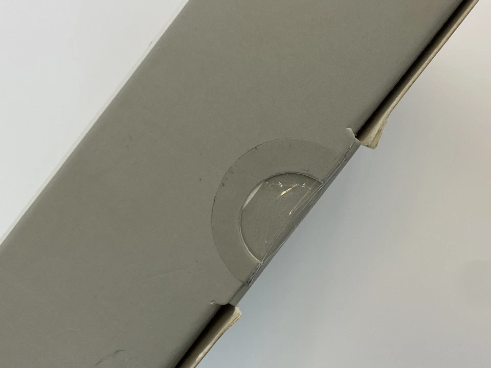 NEW Ativa 10W Wireless Qi Charger, Gray - BRAN NEW - Image 2 of 4