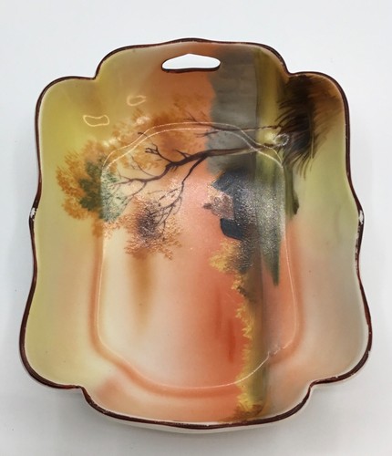Plato Noritake M pintado a mano Sm festoneado borde dorado puesta de sol casa árbol lago Japón - Imagen 6 de 14