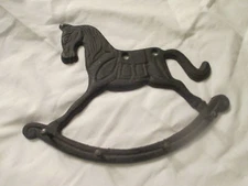 VINTAGE Cast Rod Iron ROCKING HORSE key hanger PRIMATIVE SOUTHWESTERN FARM DECOR