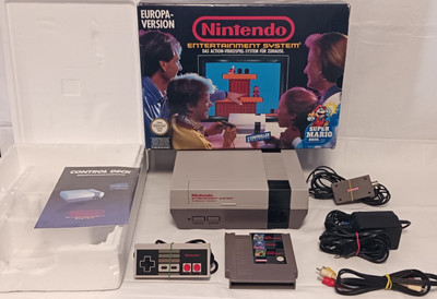 NES - Nintendo NES Konsole mit Original Controller in OVP