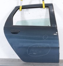 Porte arrière et accessoires Fiat 130