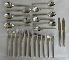24 Pc Gourmet Settings TRAFFIC Grooved Ring Flatware Stainless 18/10 Silverware
