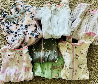 One-Piece Sleepers 7-Pc Lot newborn Multicolor Cloud Floral Hearts