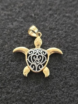 14K Bicolor Gelb- und Weißgold Filigran Meeresschildkröte Anhänger