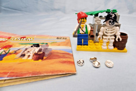 LEGO Pirates: Armada Sentry (6244) & Skeleton Crew (6232) 99.9% complete
