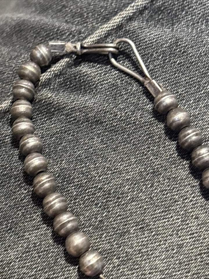 Kingman Turquoise Neclace, Hand Cut Graduated Beads Natural Untreated SS Bench B - Image 3 of 4