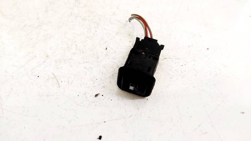 Volkswagen Passat 1998 Fuel Cap Switch (Gas Fuel Door Switch Butto #2046737-05