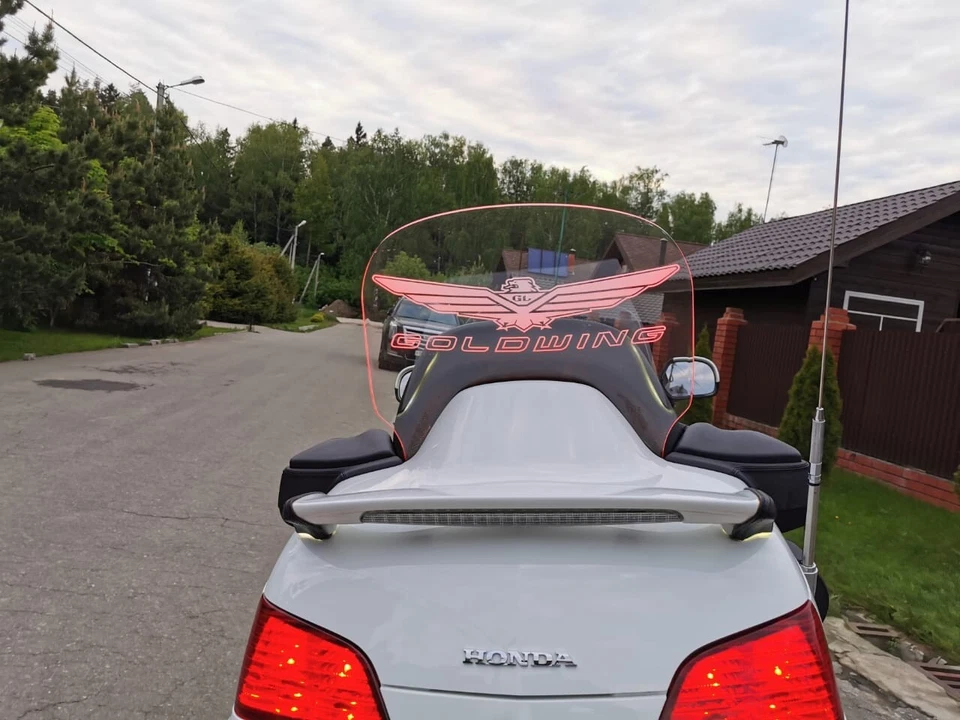 Deflector de aire trasero para Honda Goldwing 1800 Foto 2 de 4