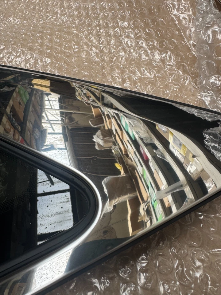 2464768 Rear Quarter Glass for Ford Kuga Mk3 - Image 2 of 4