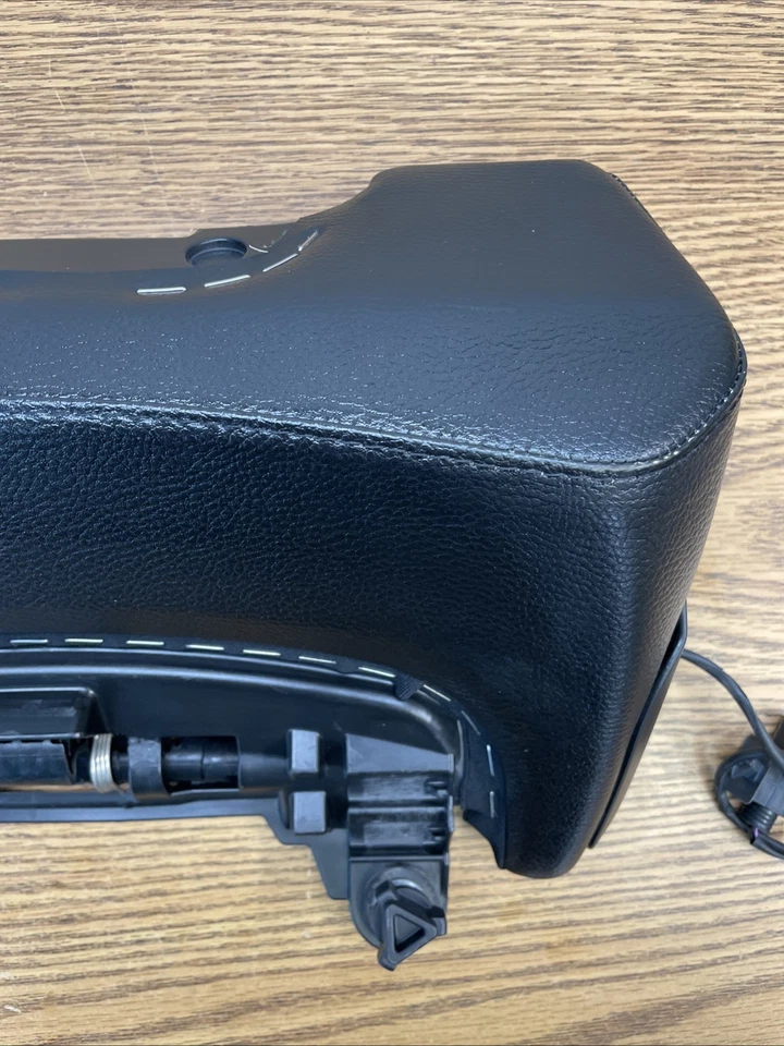 ДЕТАЛЬ АДАПТЕРА ДИВАНА СИДЕНЬЯ BMW R1200RT 2014–2018 NO 52538548509 - Изображение 3 из 4