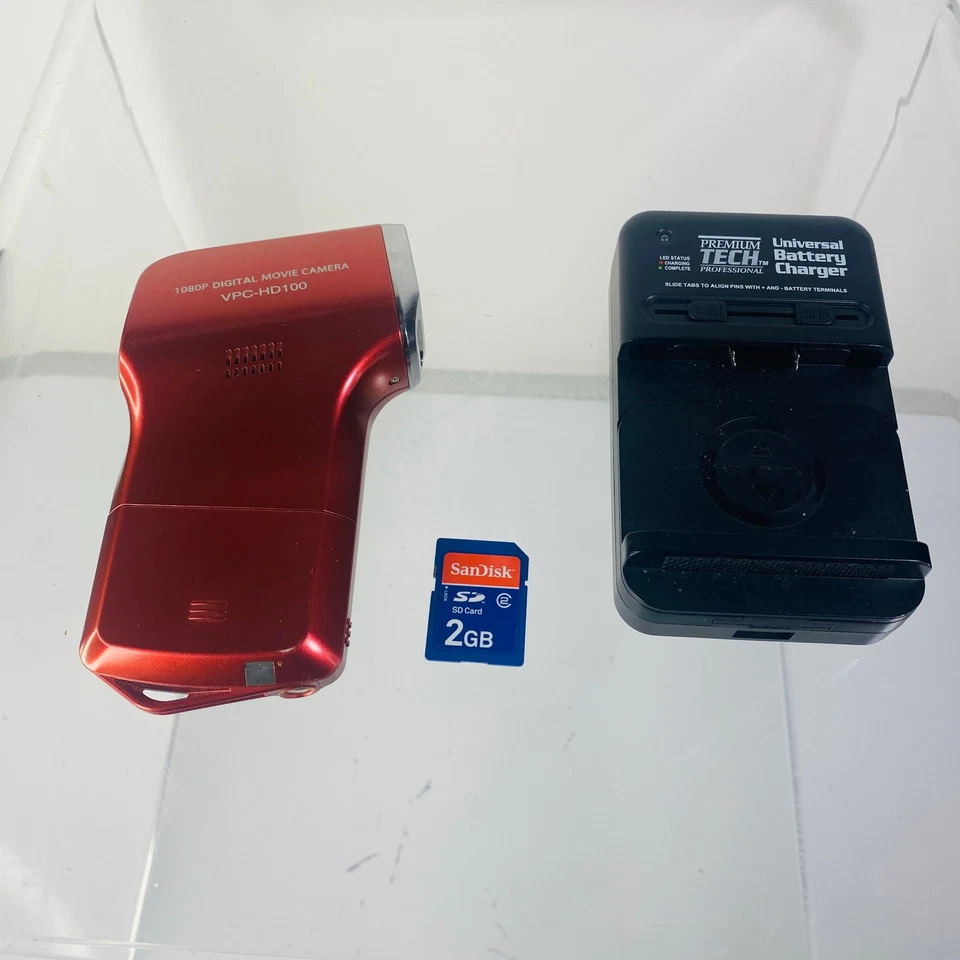 Câmera de Filme Digital Sanyo VPC-HD100 1080P com Bateria e Carregador - Imagem 2 de 2