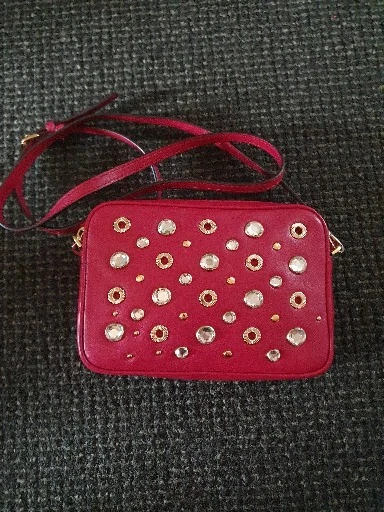 Beautiful MICHAEL KORS jet Quilted Studded Red Crossbody camera Bag