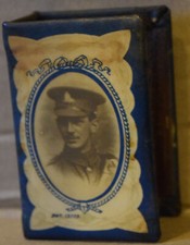WW1 Royal Artillery commemorative matchbox cover image of soldier allies flags