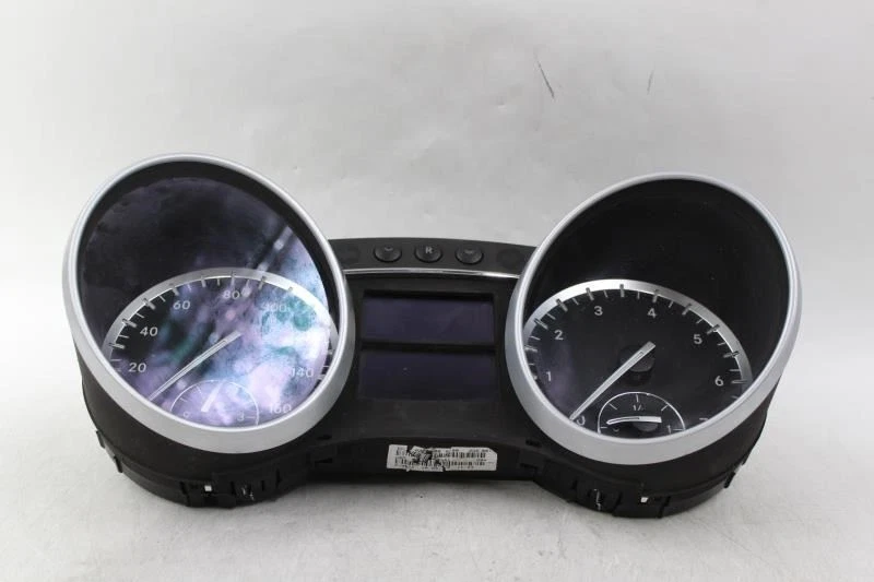 Velocímetro 114 k millas 164 tipo MPH compatible con Mercedes GL450 2010-2012 OEM #27455 Foto 2 de 4