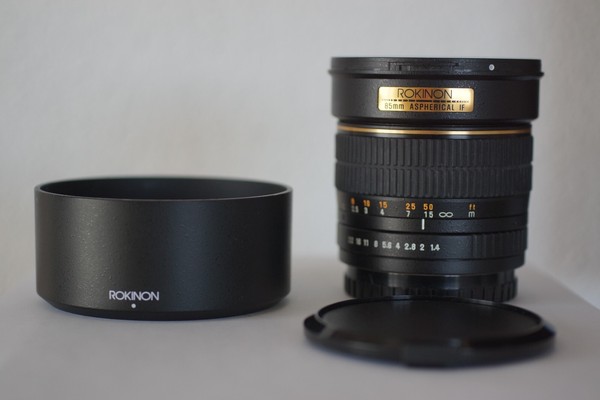 OBJETIVO ROKINON 85mm F/1.4 ASPHERICAL IF MF MINOLTA/SONY A CON CHIP