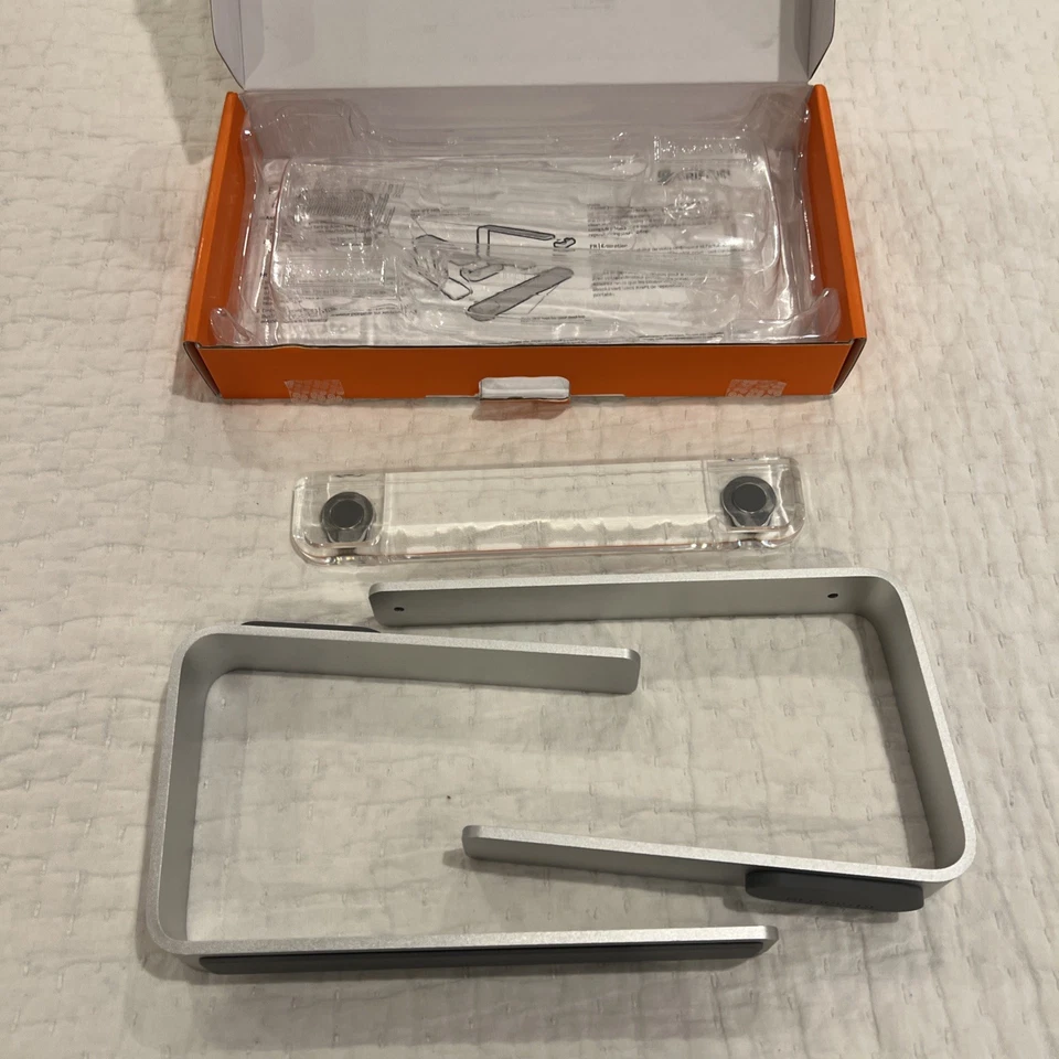 Soporte de escritorio Griffin Elevator para computadoras portátiles PC Macbook elevador plateado nuevo caja abierta Foto 4 de 4