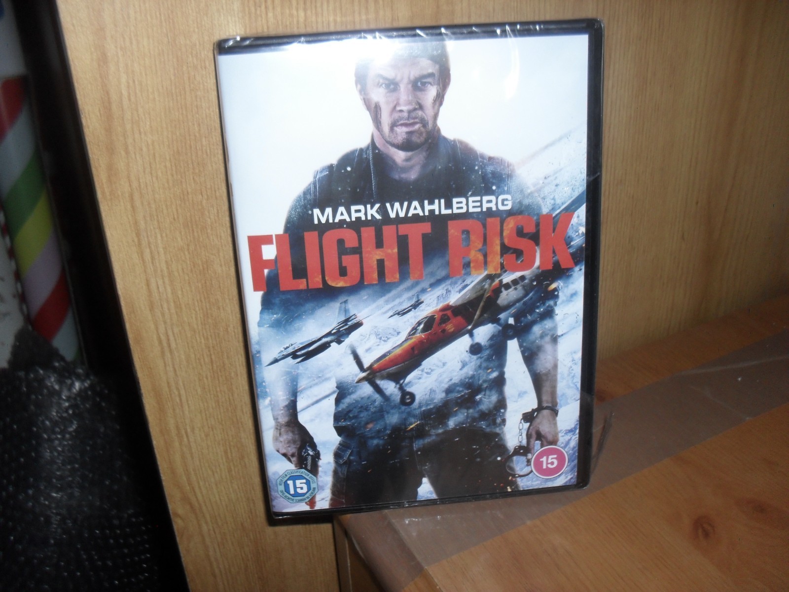 Flight Risk [15] DVDnew and sealed see listing