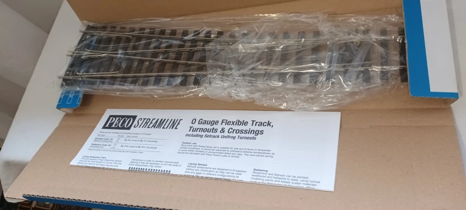 O gauge 7mm PECO Right Point Medium Radius Turnout R/H SL-E791 BH (Electrofrog) - Image 3 of 3