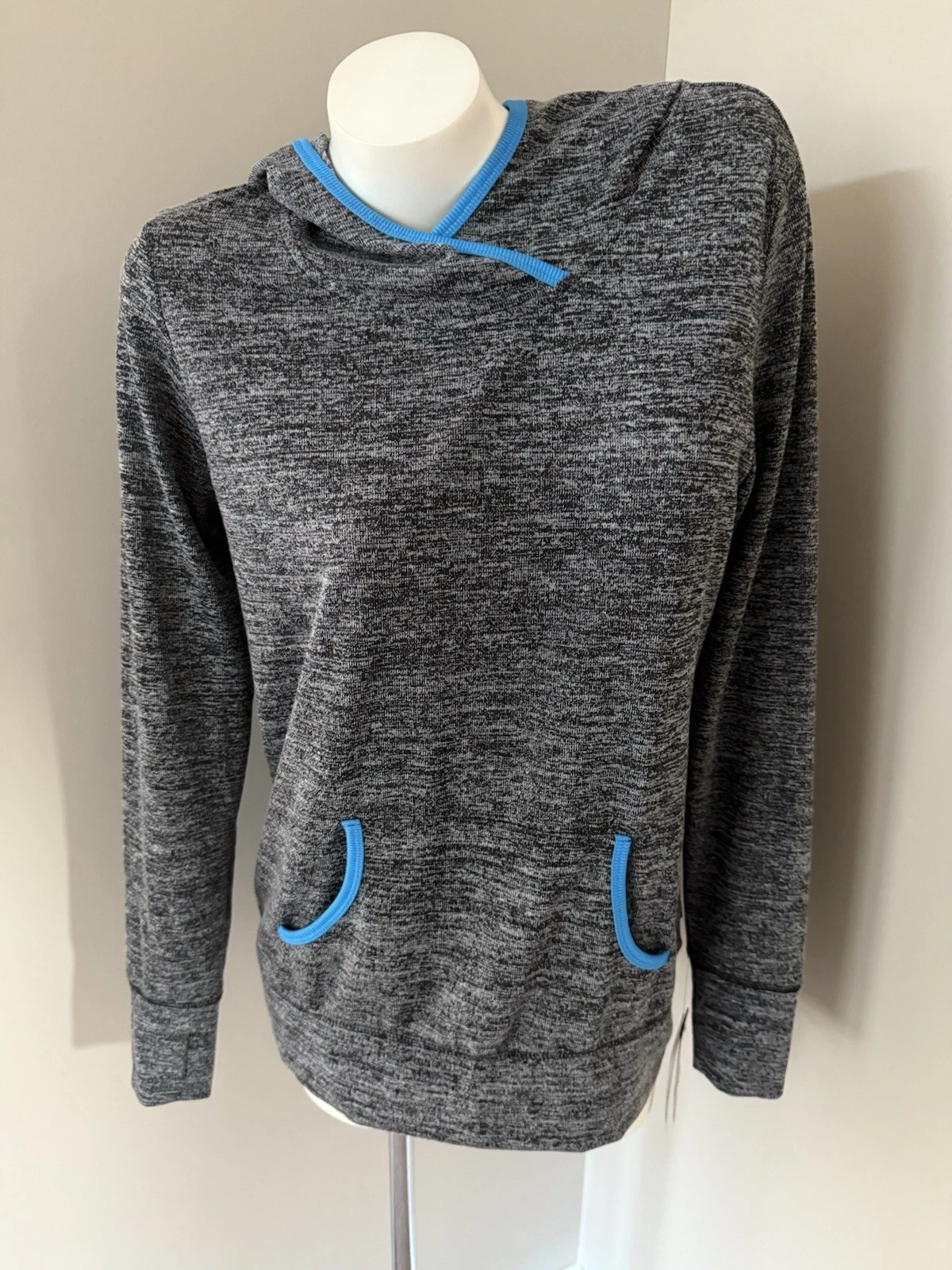 NEW RBX Active Sz Medium Womens Lightweight Hoodie Long Sleeve Dark Gray W/Blue