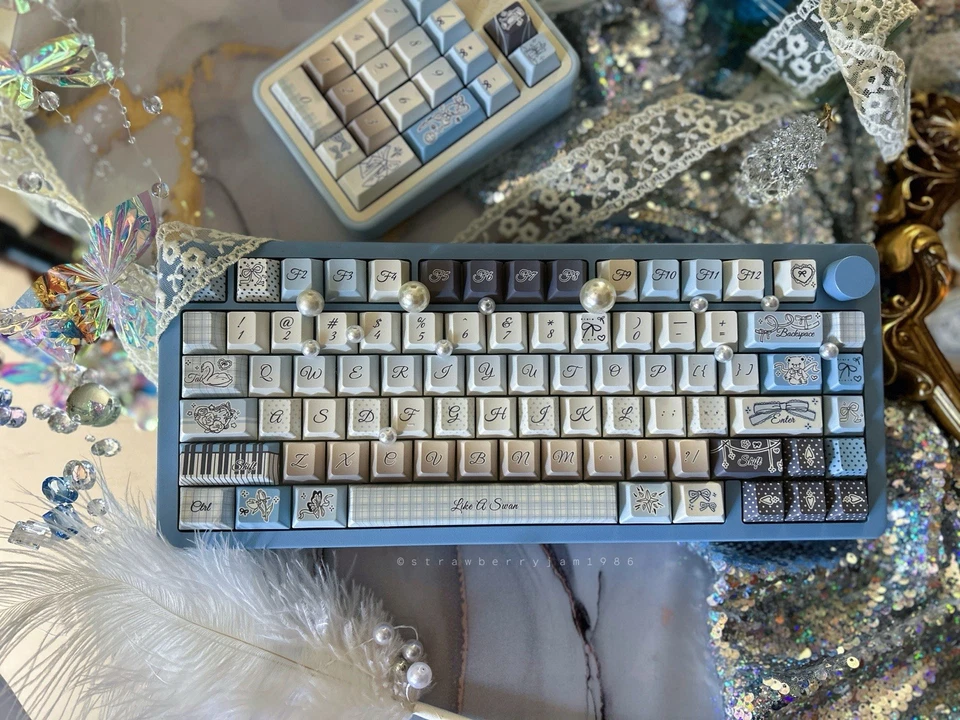 unboxing only prebuilt MechLands Blade75 Blue mechanical tri-mode keyboard - Image 2 of 4