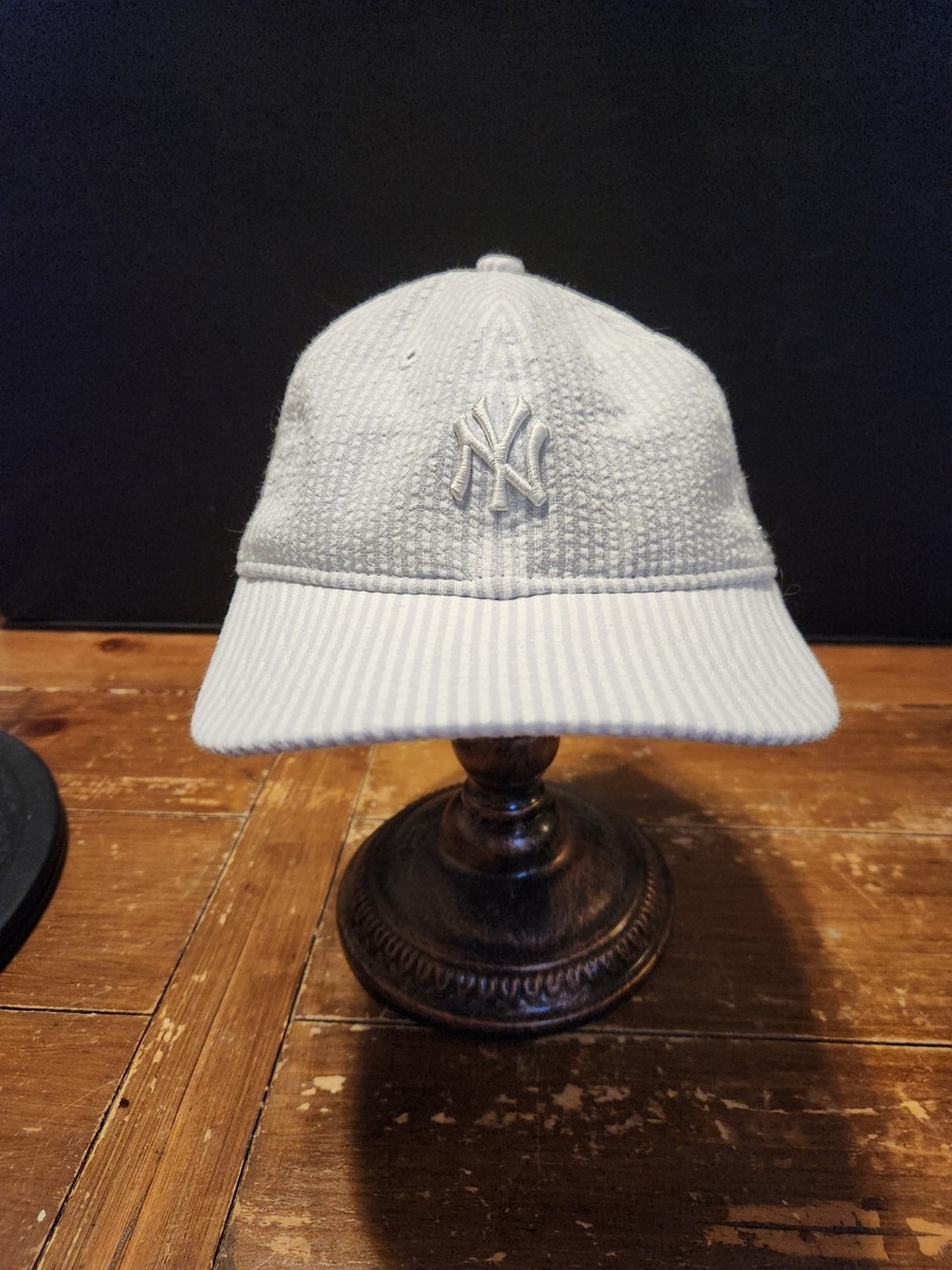 キャップ Kith New Era New York Yankees Seersucker New York Yankees X Kith Seersucker Striped Light Blue New Era