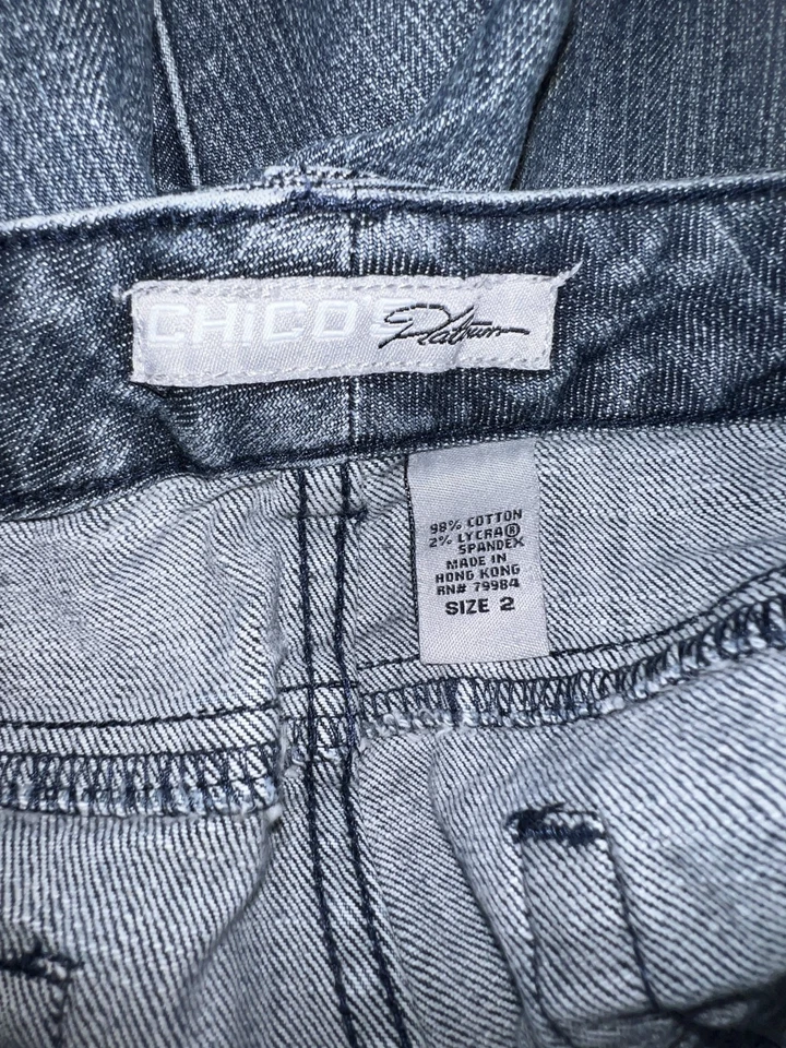 Chicos Platinum Jeans Womens Size L (2) Capri Denim Raleigh W. Crop Stretch Jean - Image 4 of 4