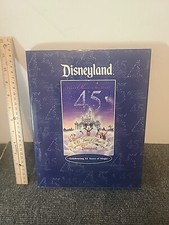 Disneyland Memories Of A Lifetime 2000 First Edition