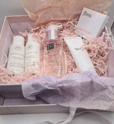 Neu Glossy Box 5 Stück inklusive Rituals, Medik8, Innersense Haarbad Conditioner