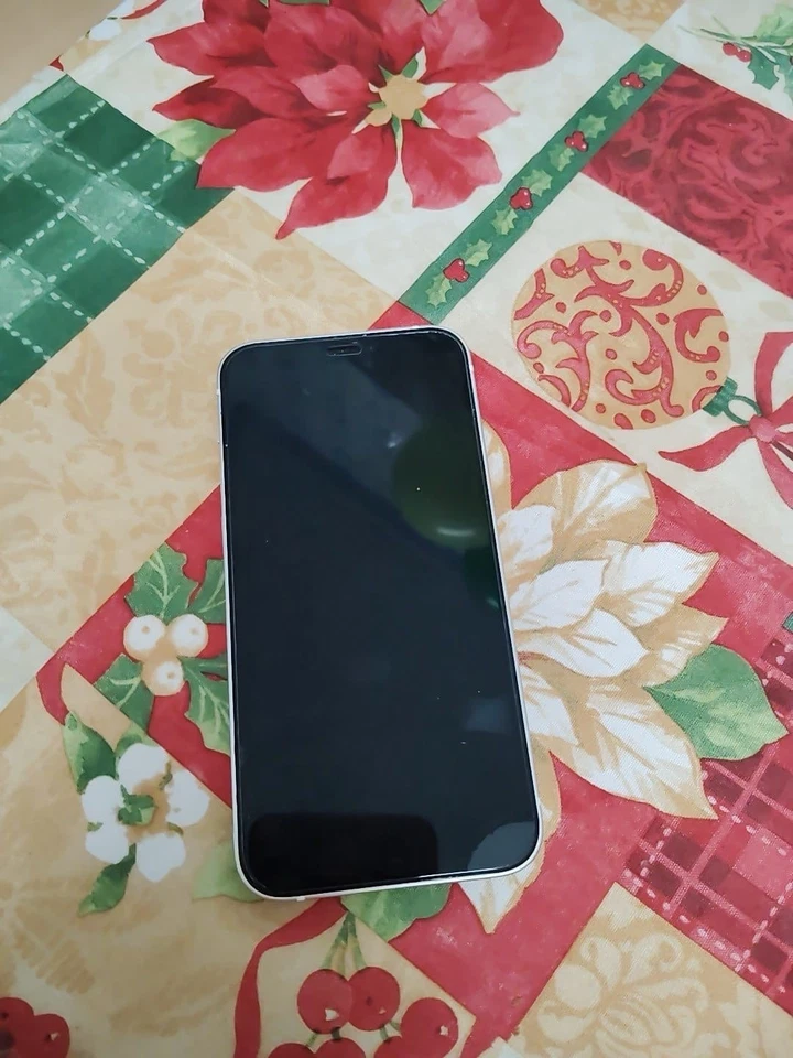 Apple iPhone 12 mini · 128GB, foto 4 de 4