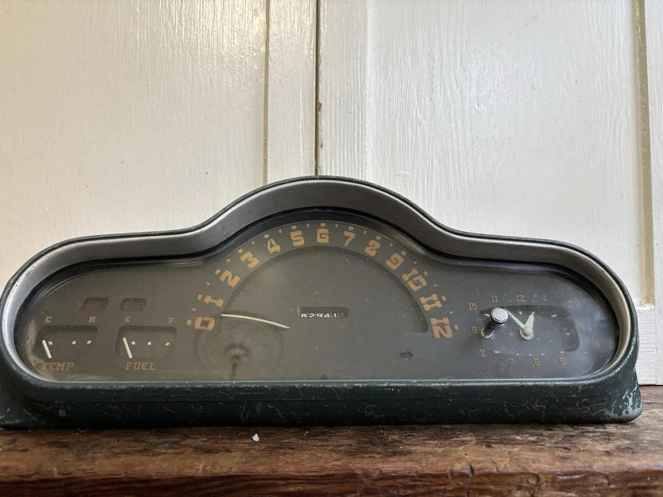 Cuadro de instrumentos Hudson Hornet 1954. Hallazgo de garaje de los años 70 Foto 2 de 4