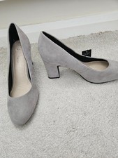 Ladies wide fit court shoe