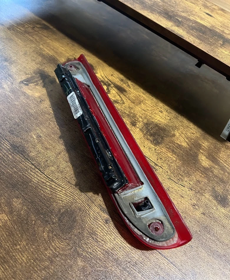 08-12 Ford Escape 08-11 Mariner tercera luz de freno lámpara de montaje alto 4SPX-13N410-A Foto 3 de 3