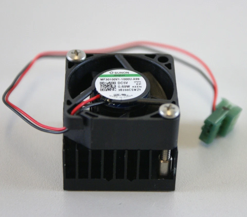 Sunon MF30100V1-1000U-A99 Axiallüfter 30x30x10 montierter Kühlkörper und Stecker