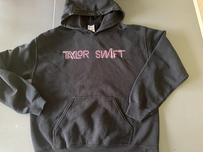 Taylor Swift Concert Sweatshirt 1989 World Tour Womens Sz M Gildan Black GUC