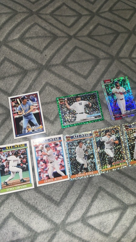 Lot Of 10 2026 Series 2 Topps 75 Years Of Baseball. Aaron judge , mariano ext…