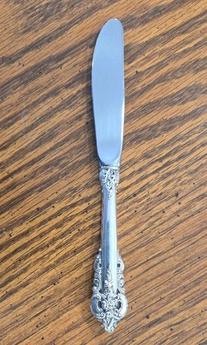 1941 Wallace "Grand Baroque" Sterling Silver Handled Spreader