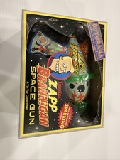 2002 Futurama Zapp Brannigan Space Gun Tin Toy Collectible Sealed