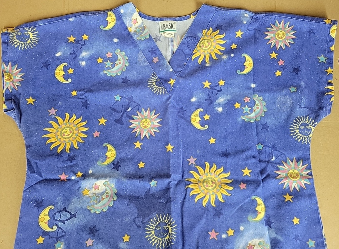 Sun Moon & Stars Simply Basic Blue Medium Scrub T… - image 4