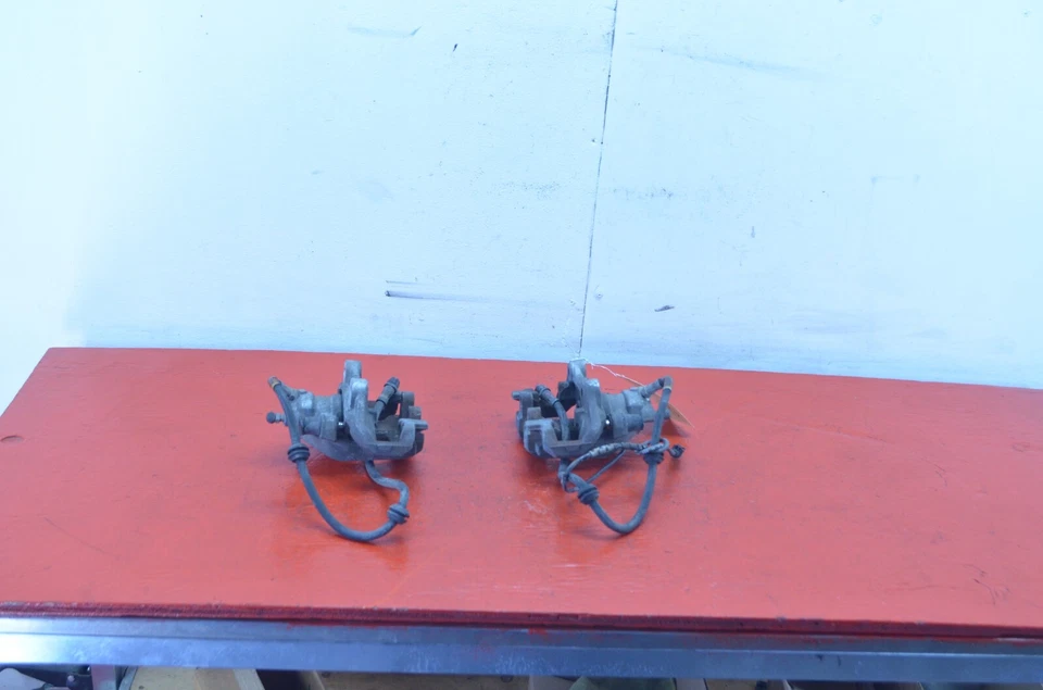 07-12 JUEGO PINZAS FRENO TRASERO DERECHO/IZQUIERDO MERCEDES X164 CLASE GL OEM Foto 3 de 4