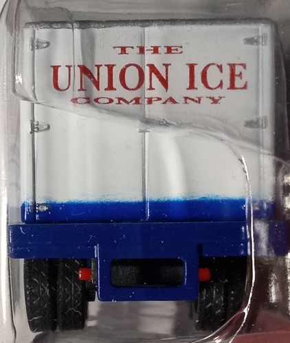 CMW Mini Metals #30276 1941-1946 Chevrolet Refrigerator Truck Union Ice Company - Picture 3 of 3