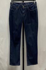 Levi's ladies size 29 bold curve straight leg jeans.