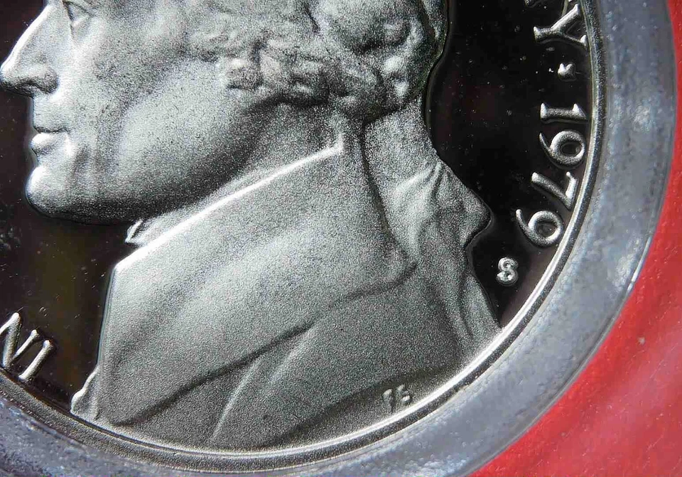 1979-S U.S. Mint 6 Coin Proof Set Type II 2  w/Nickle & Dime Type II - Image 3 of 4