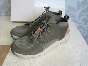clarks trigenic leather