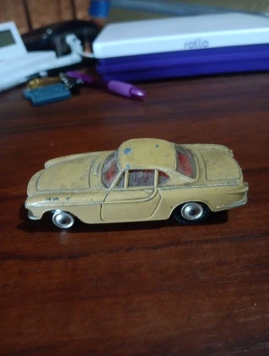 VTG- Corgi Metal Cars #228 Volvo P.1800 with Condition Issues, Parts Or Repair!