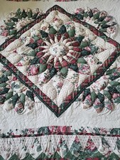 Beautiful Hand stitched 3D Star and Flower Quilt. 80" 80"